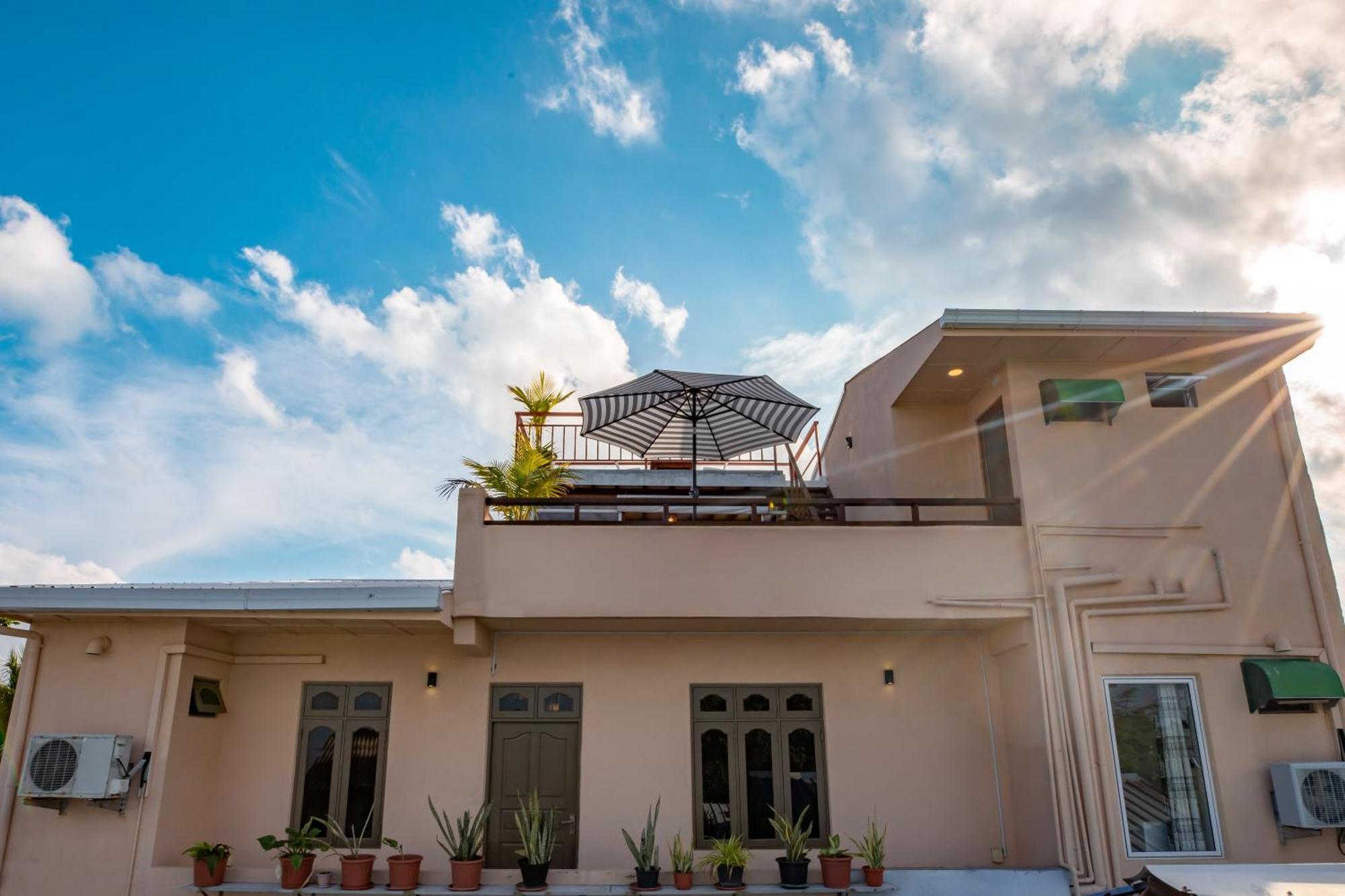 Nemo Inn Omadhoo Ngoại thất bức ảnh