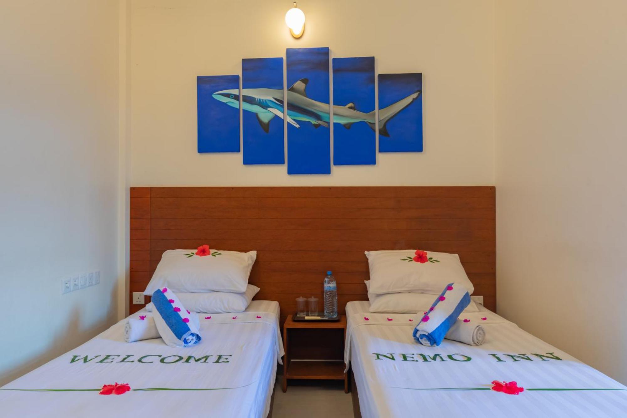 Nemo Inn Omadhoo Ngoại thất bức ảnh